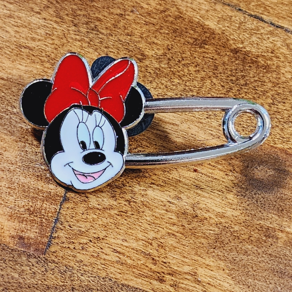 Uncommon Minnie Mouse Safety Pin Disney Pin
